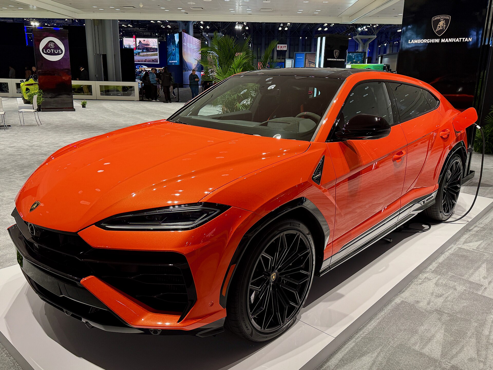 Lamborghini Urus Export Market Guide: What Luxury SUV Buyers Should Know