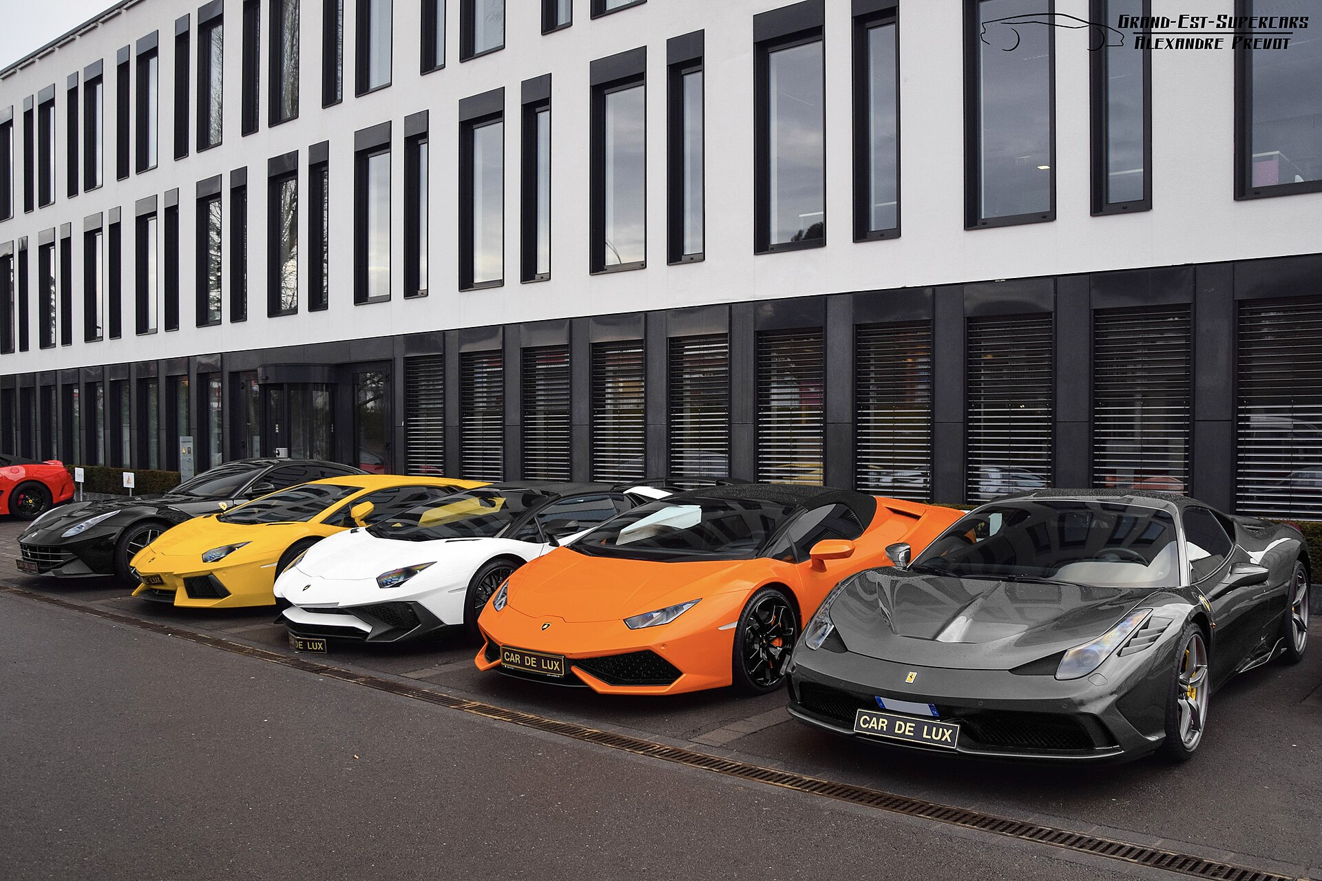 Lamborghini vs Ferrari: Which One Should You Choose in 2026?